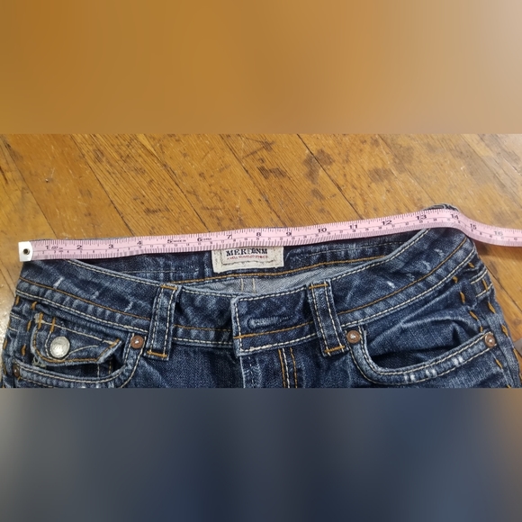 MEK Boot cut Jean's. 26x32 - Picture 11 of 11